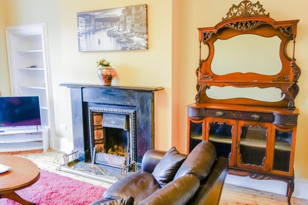 Newly Furnished 2 Bedroom Apartment On Leith Walk Edinburgh Bagian luar foto